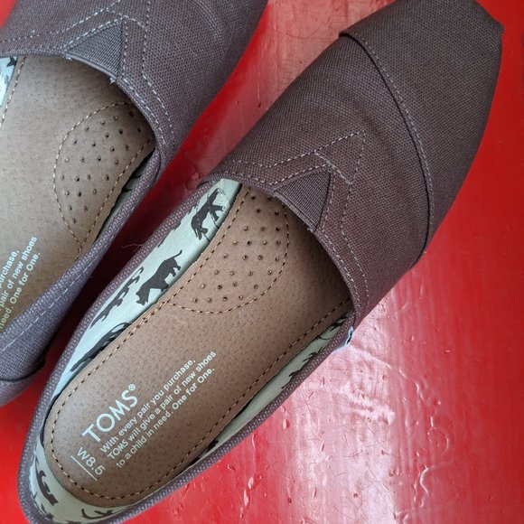 TOMS Venice or Classic Collection Shoes NEW! - Picture 4 of 6